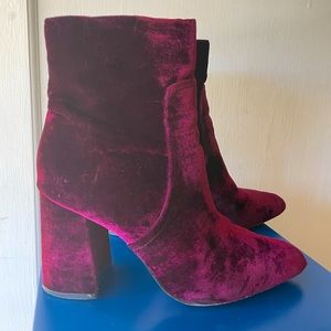 Steve Madden Purple Velvet Heeled Boots